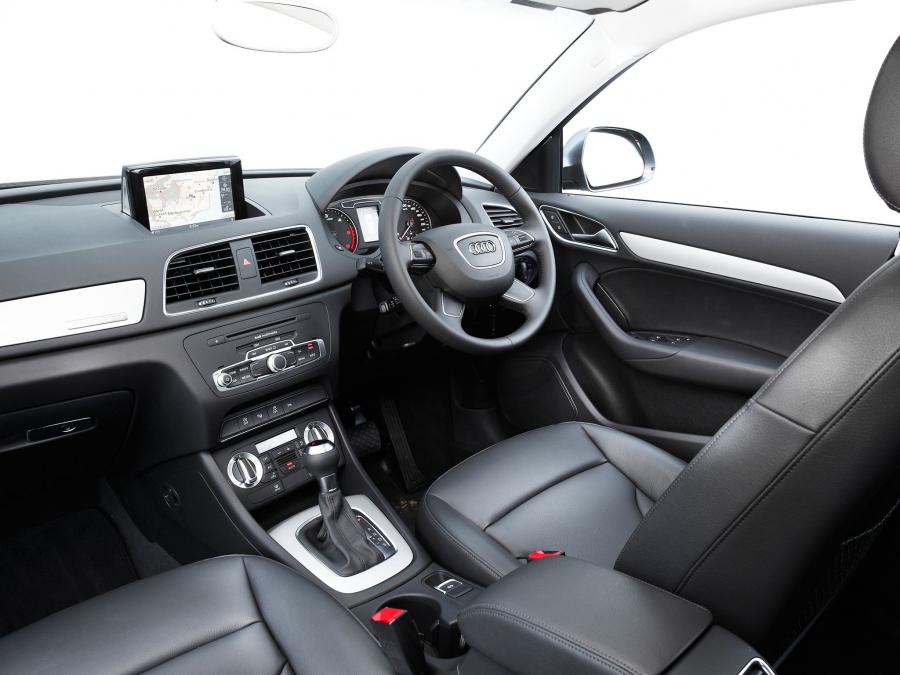 Торпедо Audi Q3 2.0 TDI Quattro (8U) 2013 года  (AU) (фото 4 из 7)